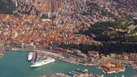 Veduta aerea del porto di Ancona